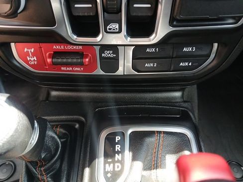Used 2021 Jeep Gladiator Mojave AWD/4WD image 48