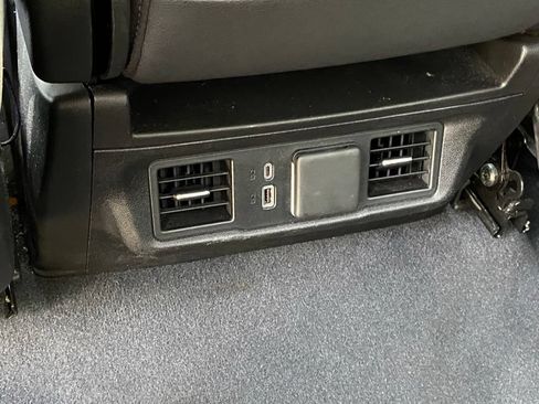 Used 2025 GMC Sierra 1500 SLT AWD/4WD image 25