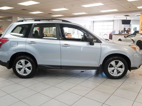 Used 2015 Subaru Forester 2.5i w/ Alloy Wheel Package AWD/4WD image 13