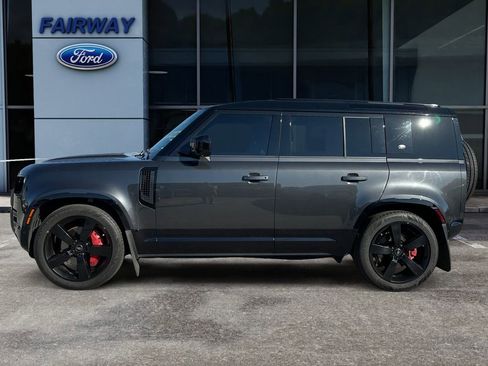 Used 2023 Land Rover Defender 110 X-Dynamic SE AWD/4WD image 7