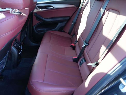 Used 2022 BMW X4 xDrive30i image 10