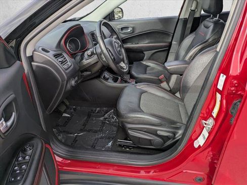 Used 2018 Jeep Compass Trailhawk image 15