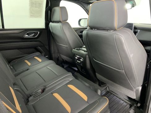 Used 2024 GMC Yukon AT4 w/ Technology Package image 32