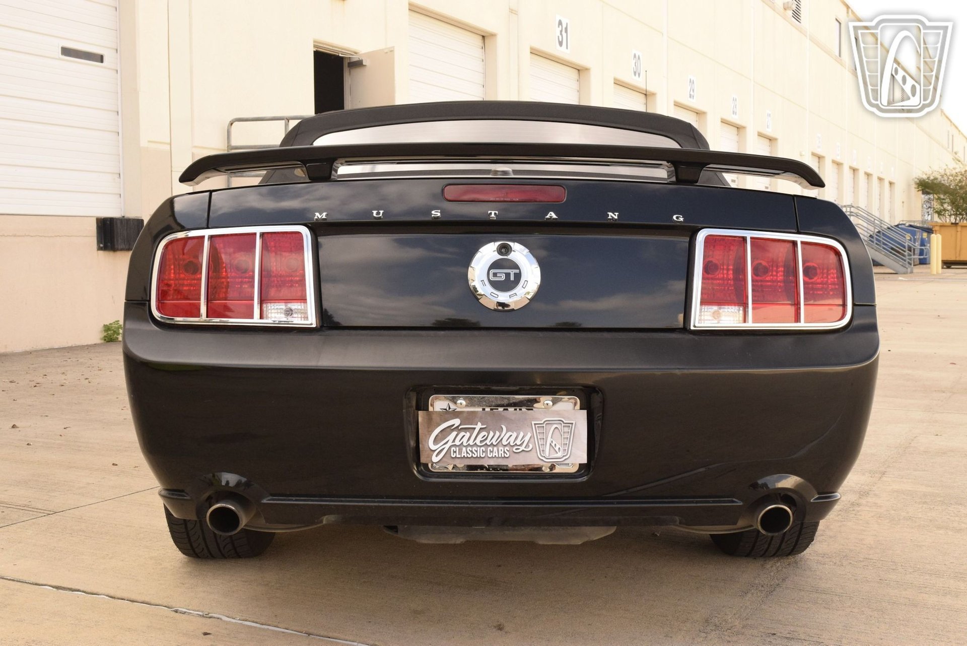 Used 2009 Ford Mustang GT RWD image 21
