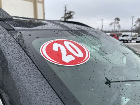 Used 2020 Subaru Ascent Touring image 29