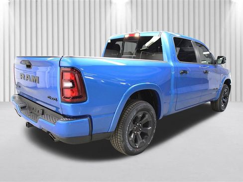 New 2026 RAM 1500 4x4 Crew Cab image 3