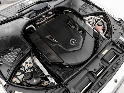 Used 2022 Mercedes-Benz S 580 4MATIC Sedan image 46