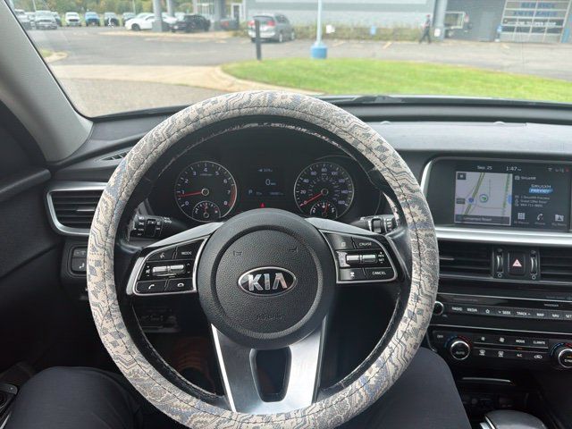 Used 2019 Kia Optima EX w/ EX Premium Package FWD image 14