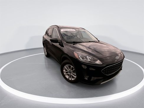 Used 2021 Ford Escape SE w/ Convenience Package image 2