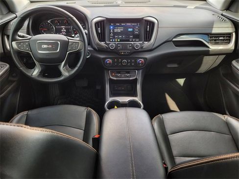 Used 2024 GMC Terrain AT4 image 12