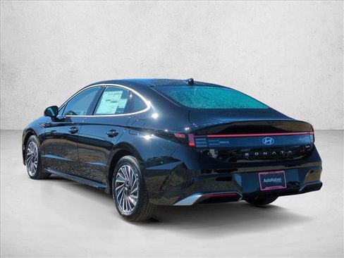 New 2026 Hyundai Sonata Limited image 8