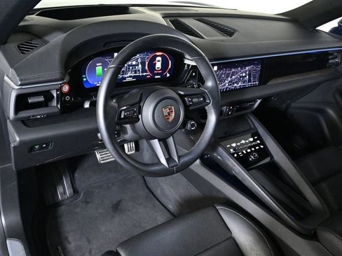 Certified 2024 Porsche Macan 4 Electric AWD/4WD image 4