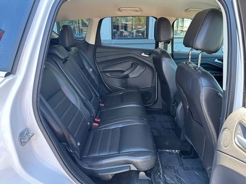 Used 2017 Ford Escape Titanium w/ Equipment Group 301A AWD/4WD image 33
