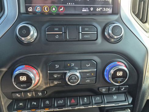 Used 2019 GMC Sierra 1500 SLT image 18