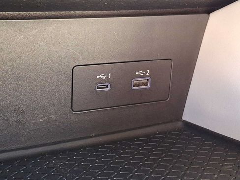 Used 2022 Nissan Pathfinder SV AWD/4WD image 21