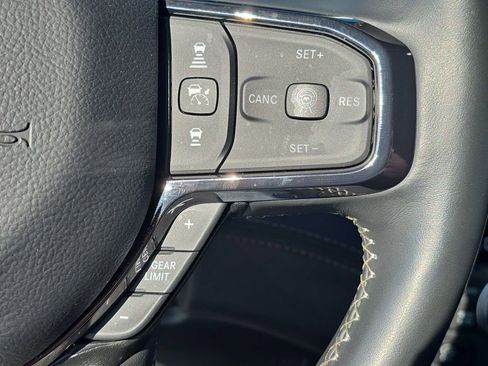 Used 2025 RAM 1500 Limited image 24