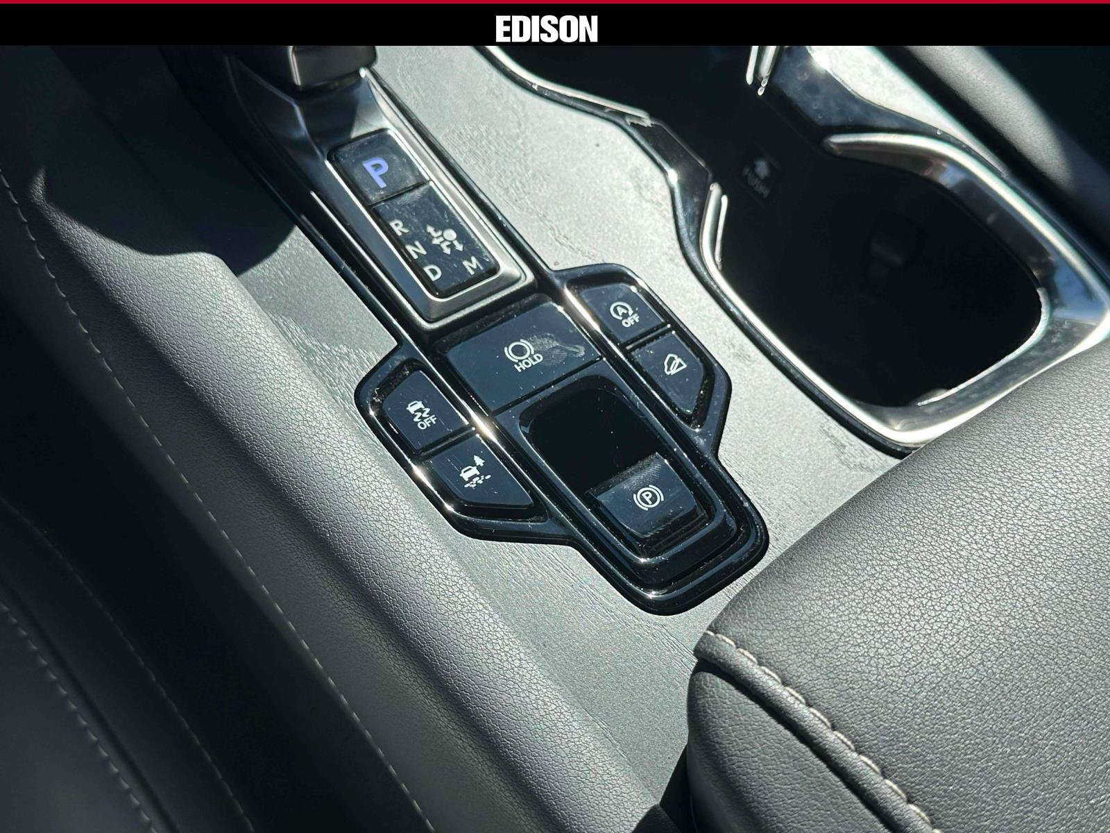 Used 2024 Lexus RX 350 Premium w/ Accessory Package AWD/4WD image 31