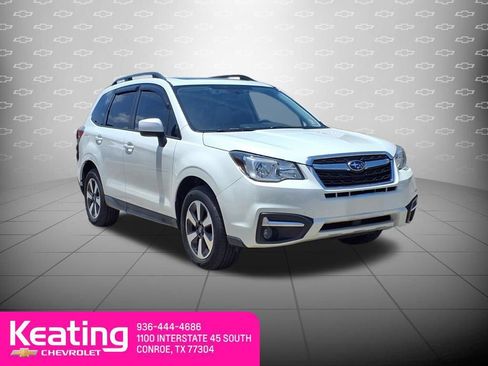 Used 2018 Subaru Forester 2.5i Premium AWD/4WD image 1