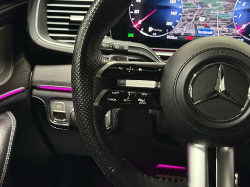 Used 2024 Mercedes-Benz GLS 450 4MATIC image 25