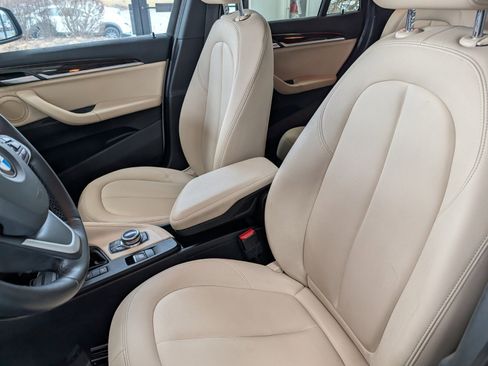Used 2017 BMW X1 xDrive28i image 8