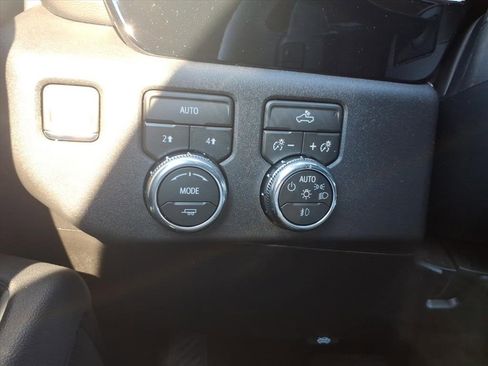 New 2026 GMC Sierra 1500 Elevation image 19