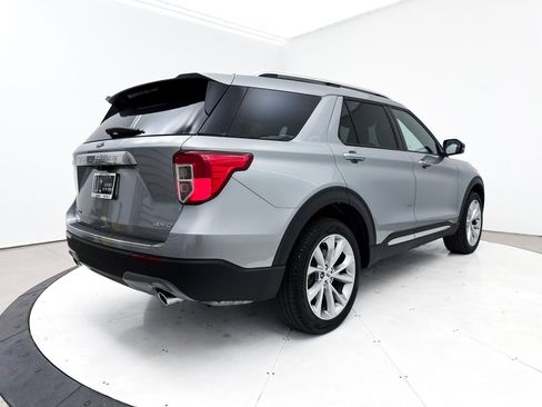 Used 2023 Ford Explorer Platinum w/ Technology Package image 21