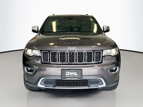 Used 2018 Jeep Grand Cherokee Limited AWD/4WD image 3