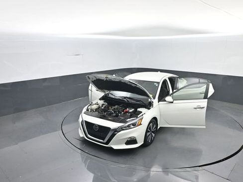Used 2022 Nissan Altima 2.5 SV FWD image 31