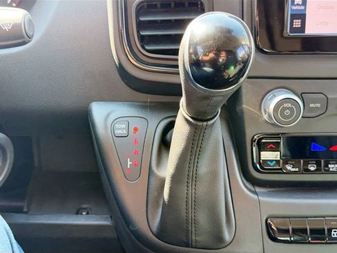 Used 2025 RAM ProMaster 2500 w/ Convenience Group image 16