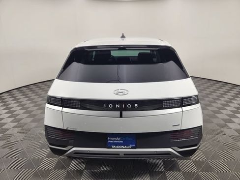 Certified 2024 Hyundai Ioniq 5 SEL AWD/4WD image 4