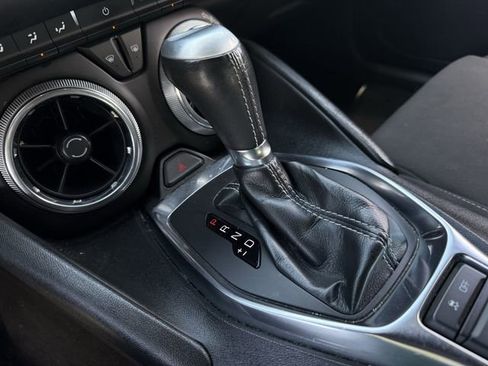 Used 2023 Chevrolet Camaro LT RWD image 18