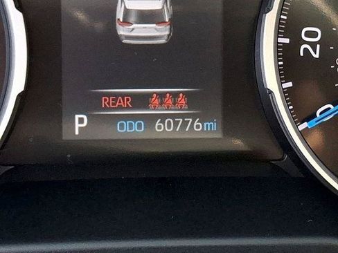 Certified 2021 Toyota RAV4 LE AWD/4WD image 14