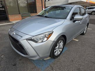 Used 2018 Toyota Yaris iA video 1
