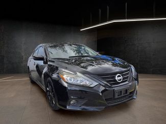 Used 2018 Nissan Altima 2.5 SR w/ SR Midnight Edition FWD video 1
