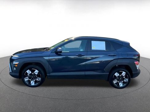 Used 2025 Hyundai Kona SEL image 7