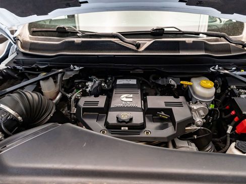 Used 2023 RAM 3500 Limited image 34