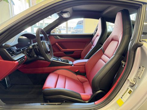 Used 2026 Porsche 911 Carrera S RWD image 37