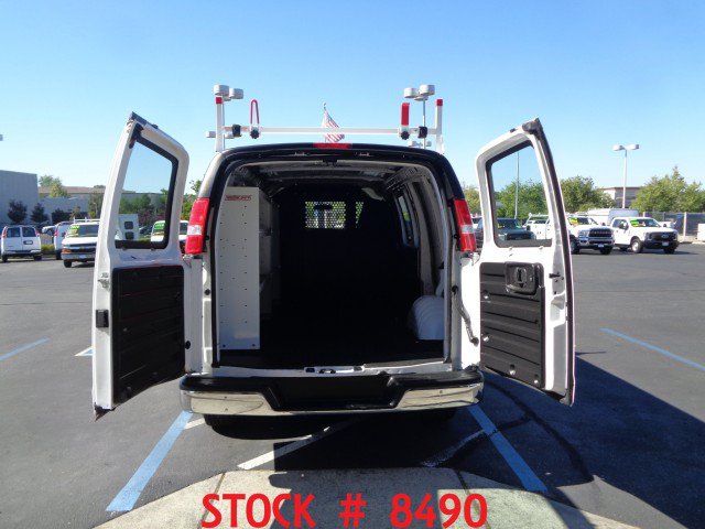 Used 2024 GMC Savana 2500 w/ Driver Convenience Package RWD image 5