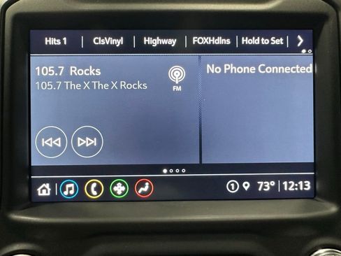 Used 2022 GMC Sierra 2500 AT4 image 27