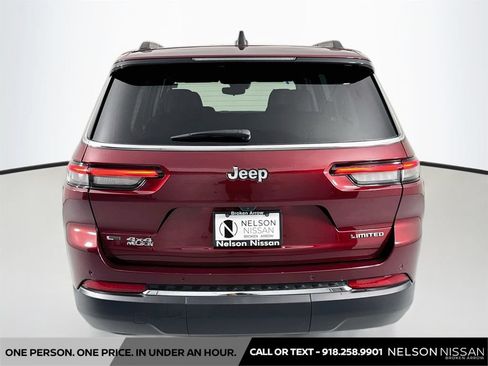 Used 2023 Jeep Grand Cherokee L Limited AWD/4WD image 6