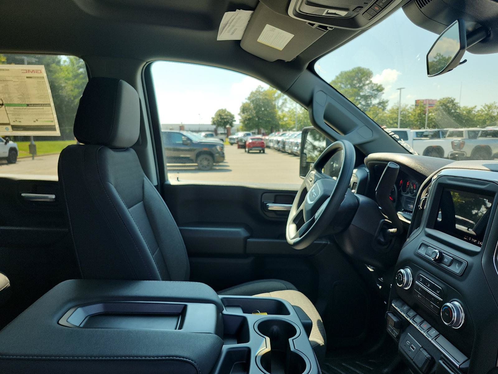 New 2026 GMC Sierra 3500 Pro AWD/4WD image 8