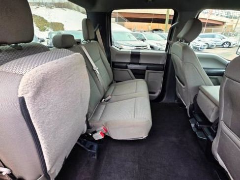 Used 2019 Ford F150 XLT image 33