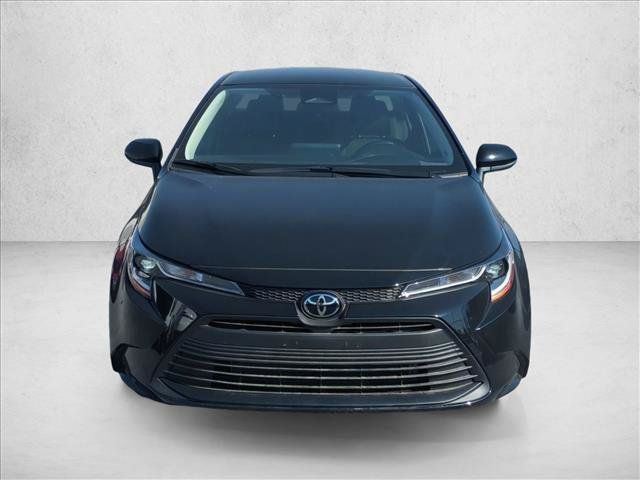 Used 2026 Toyota Corolla LE FWD image 2