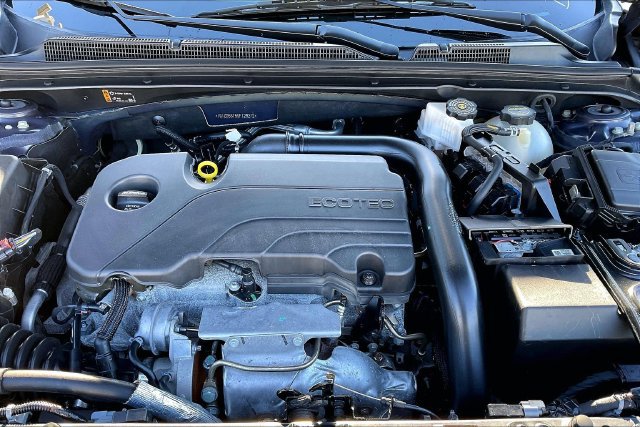 Used 2025 Chevrolet Malibu LT FWD image 20