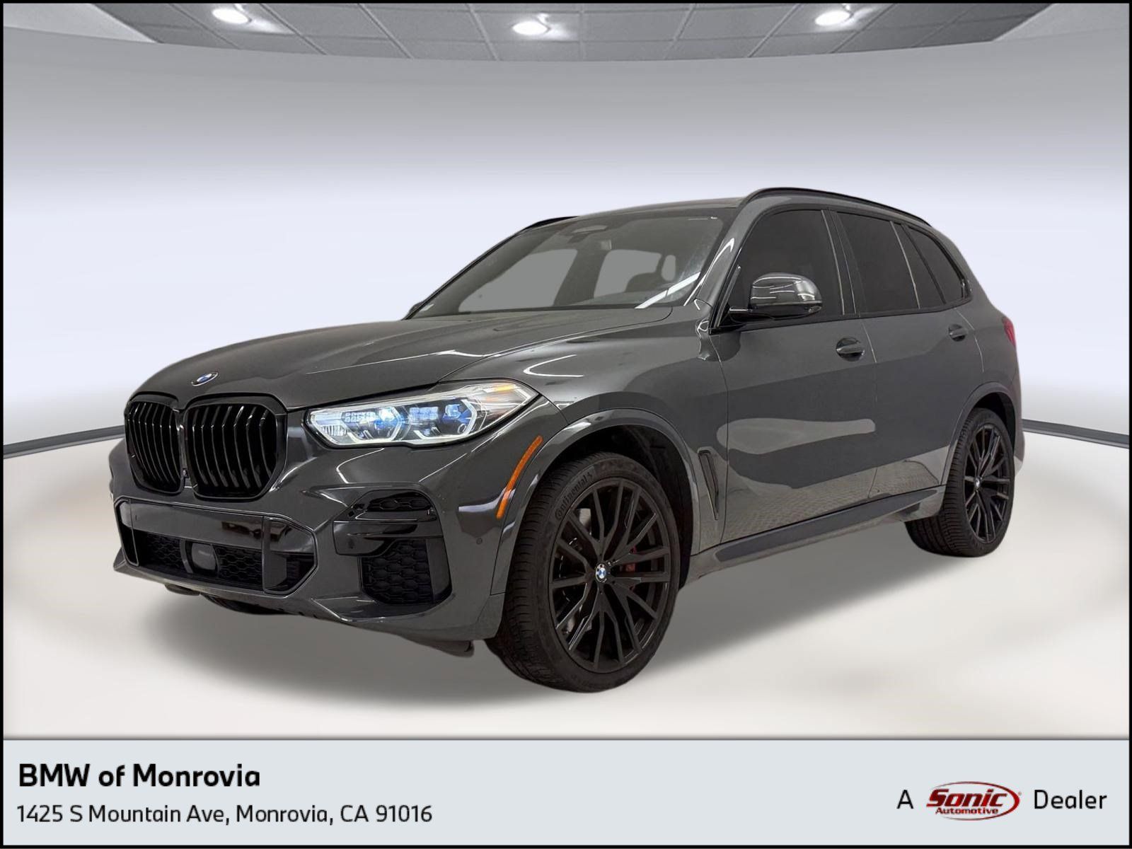 Used 2022 BMW X5 M50i w/ Executive Package AWD/4WD image 1
