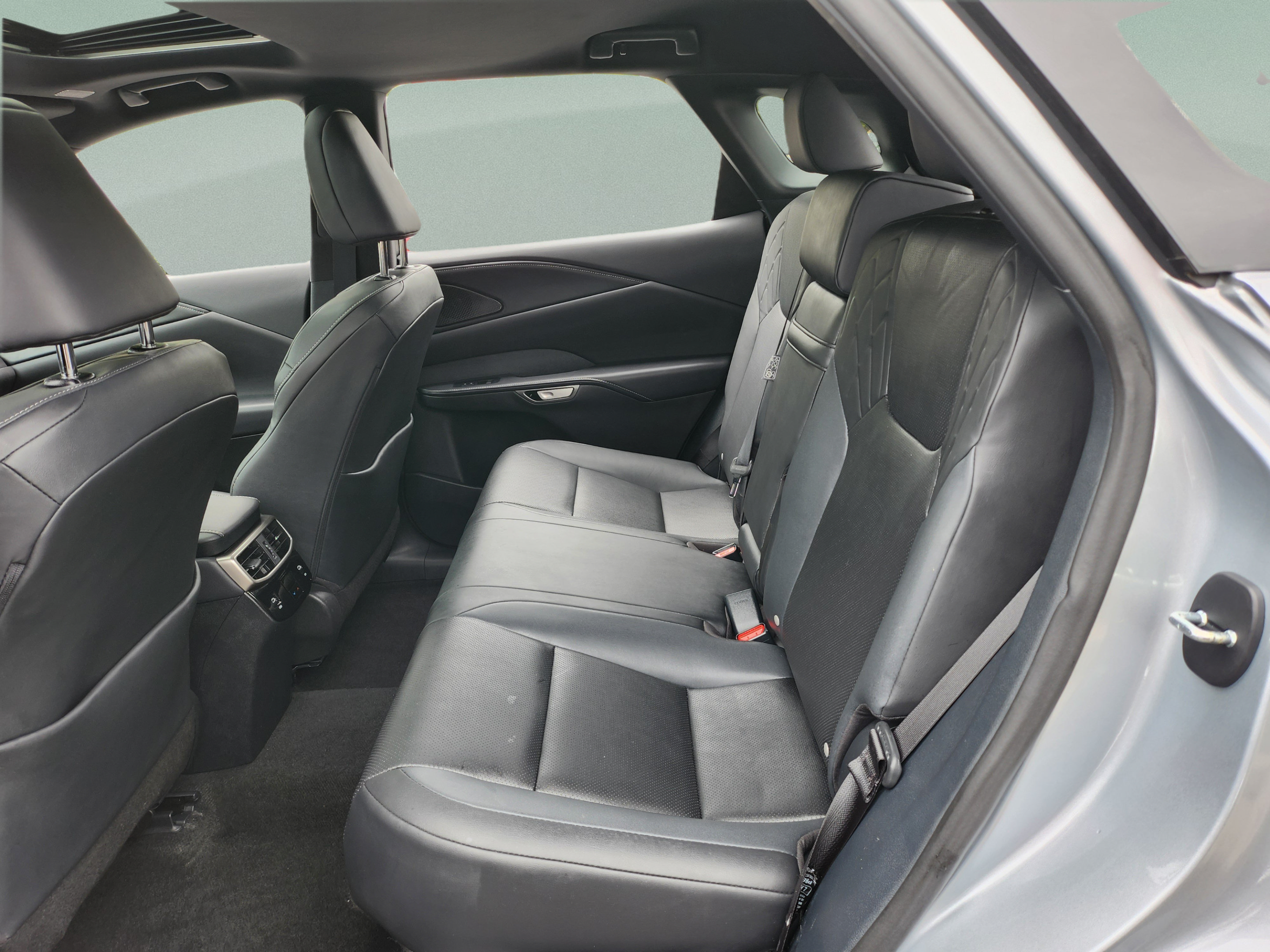 Certified 2024 Lexus RX 350 Premium w/ Convenience Package FWD image 18