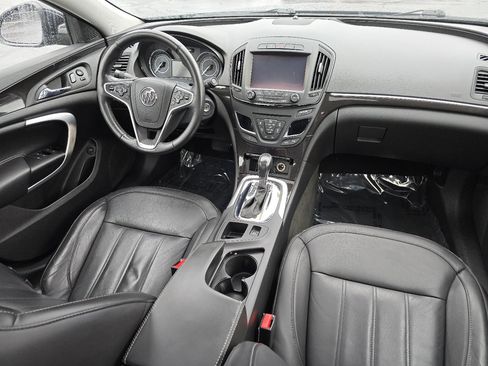 Used 2017 Buick Regal Sport Touring image 23