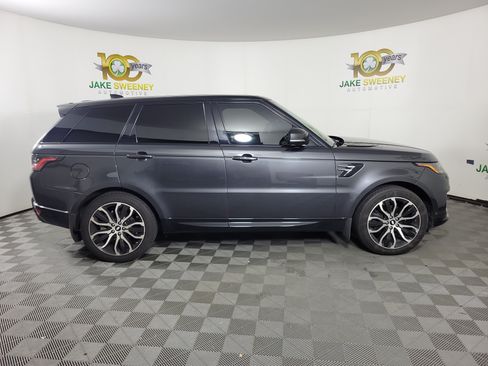 Used 2018 Land Rover Range Rover Sport HSE AWD/4WD image 4