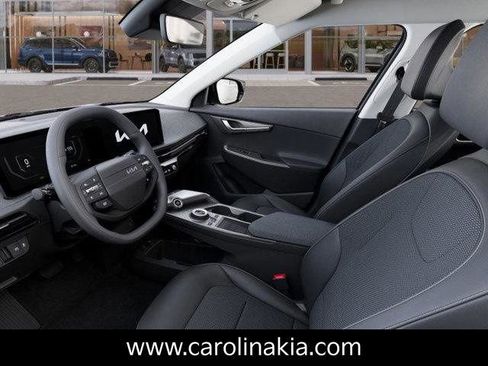 New 2025 Kia EV6 Light image 17