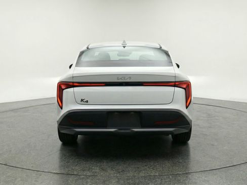 Used 2025 Kia K4 FWD image 7